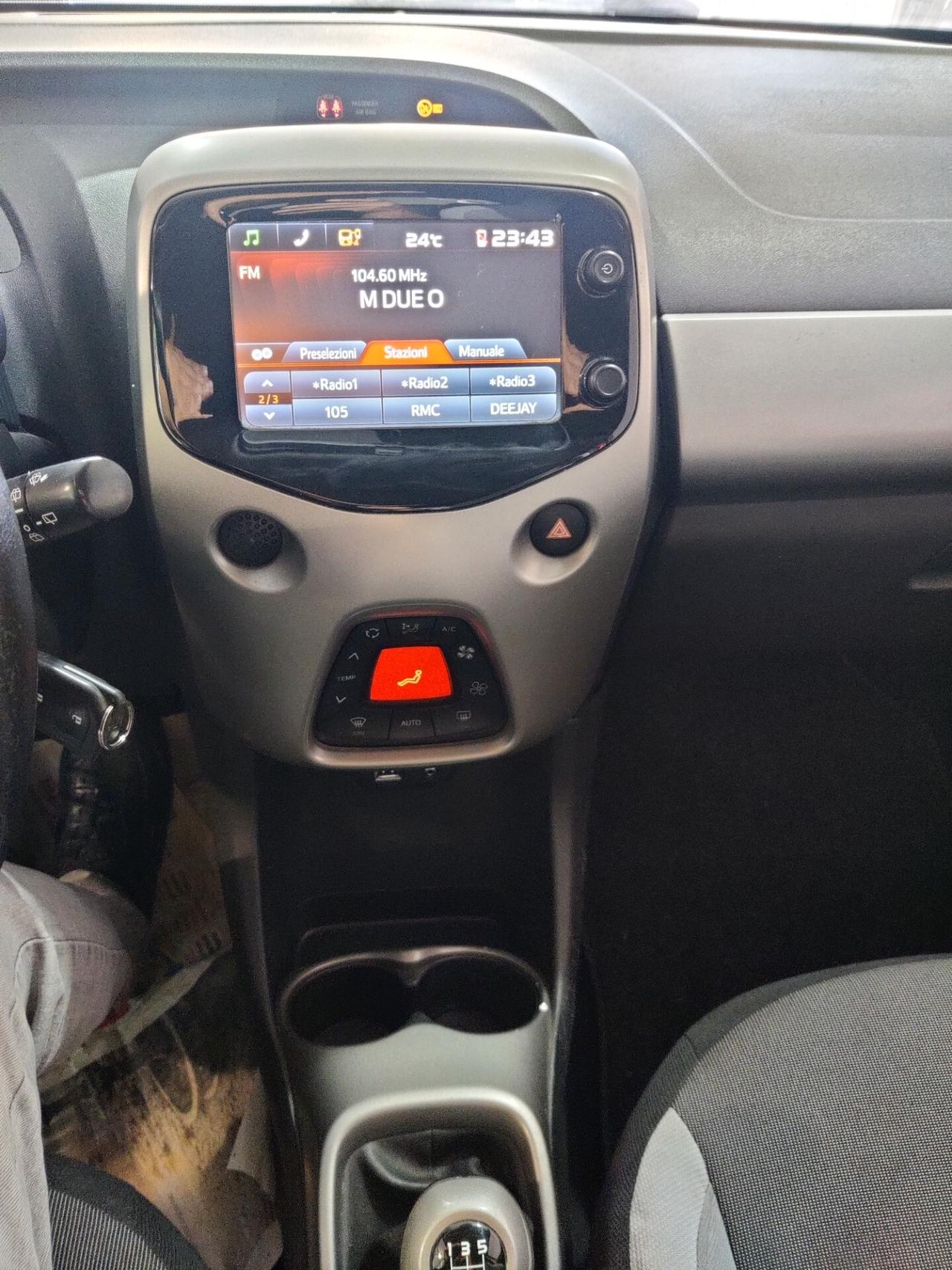 Toyota Aygo 1.0 VVT-i 69 CV 5 porte x-play