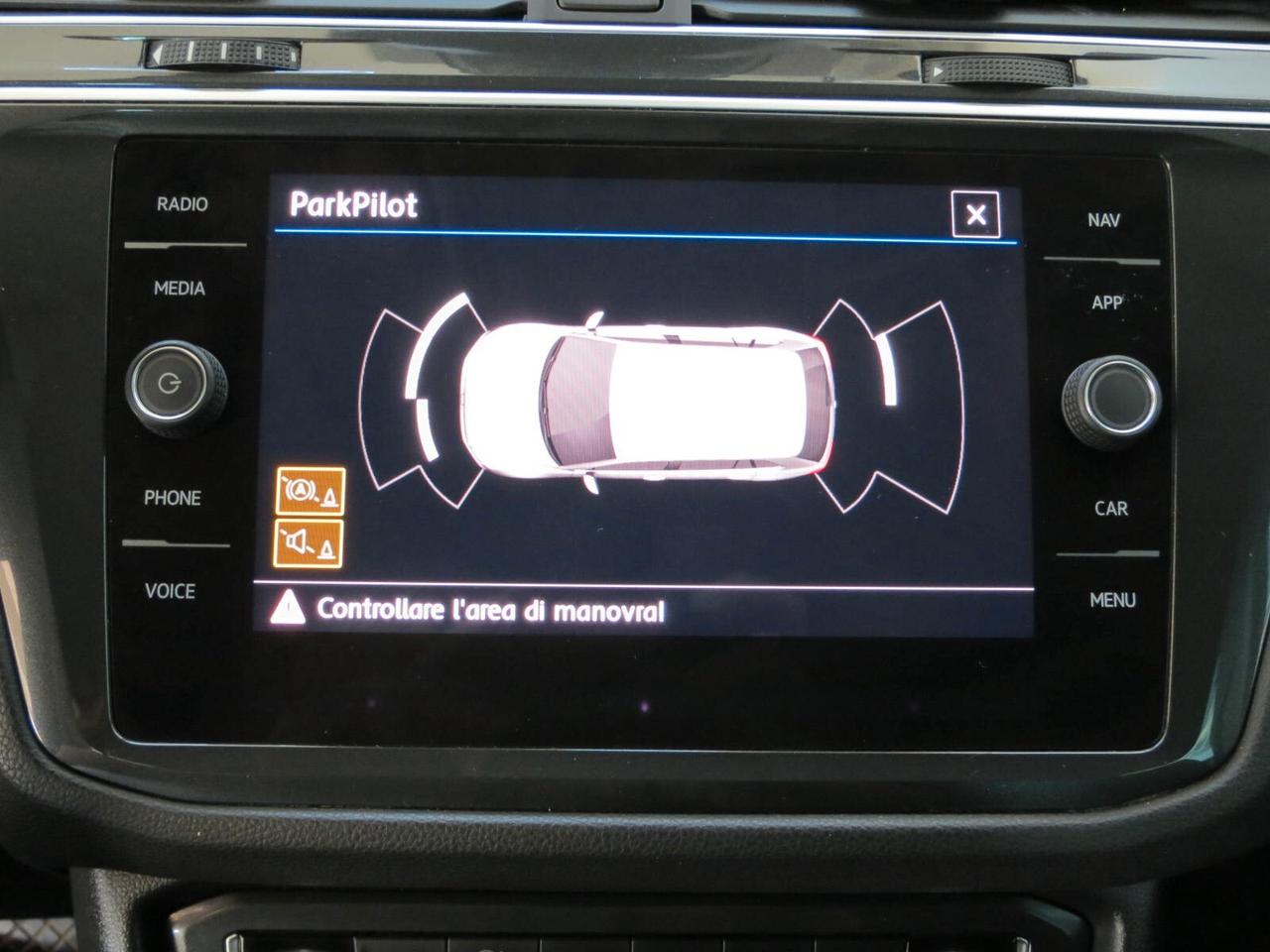 Volkswagen Tiguan 2.0 TDI SCR DSG Business BlueMotion Technology