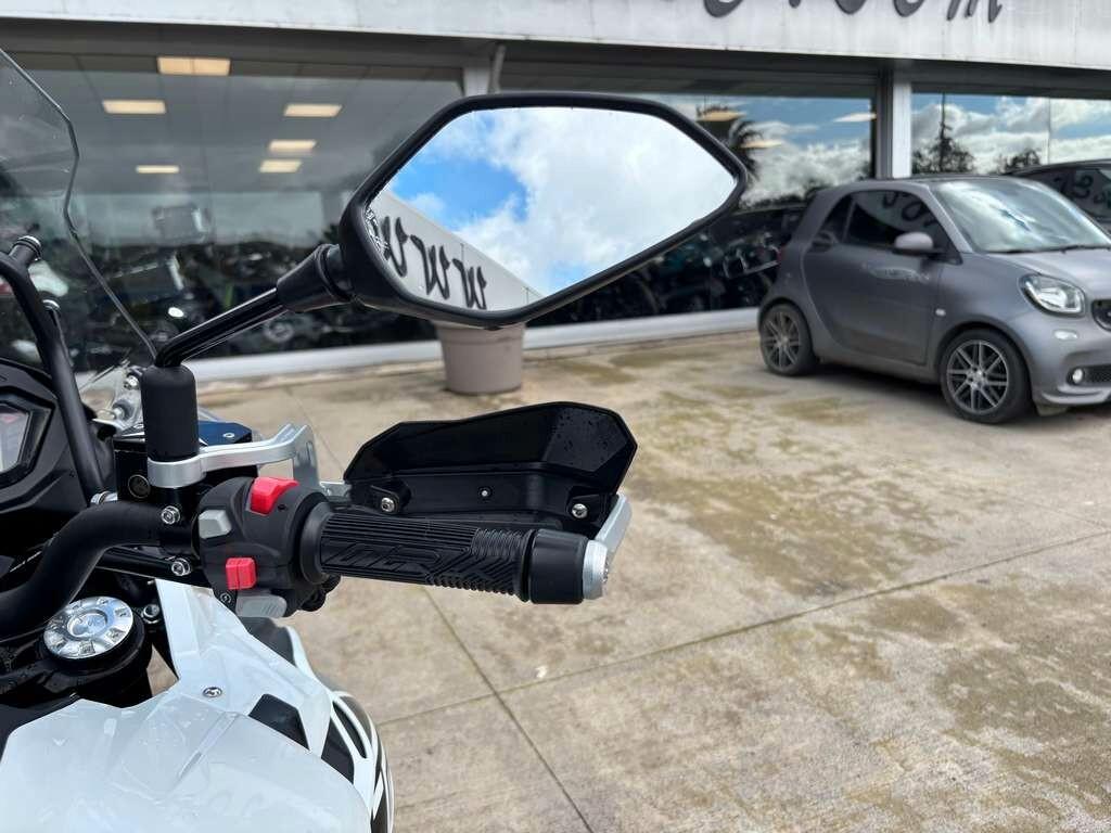 Benelli TRK 502 2021/ KM 17.000 Tua a solo 35 Euro al mese