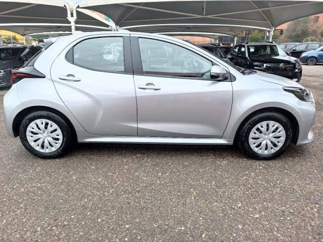 TOYOTA Yaris 1.5 Hybrid 5 porte Active