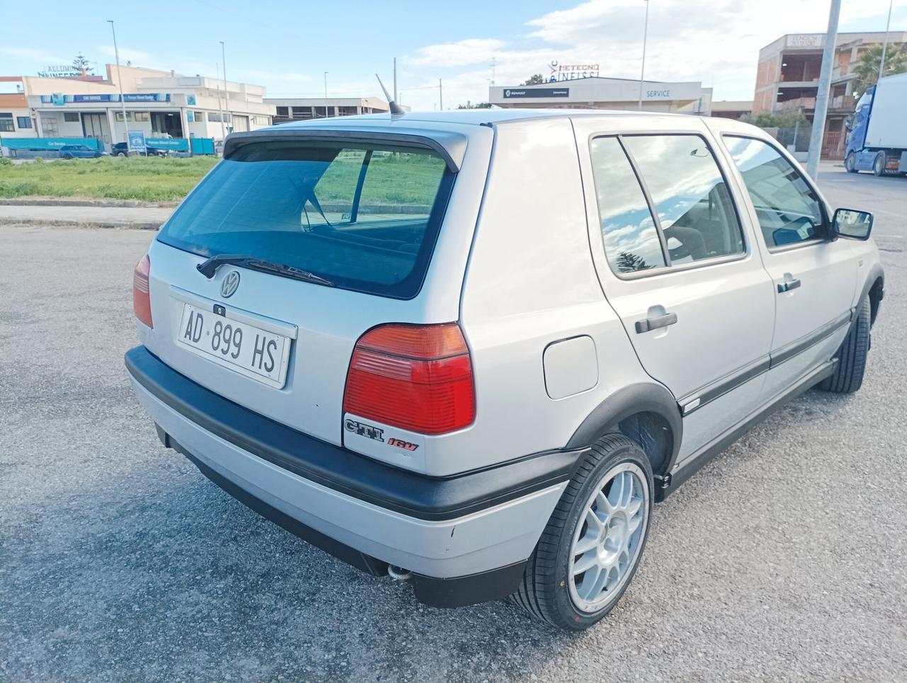 Volkswagen Golf GTI 2.0 cat 5 porte