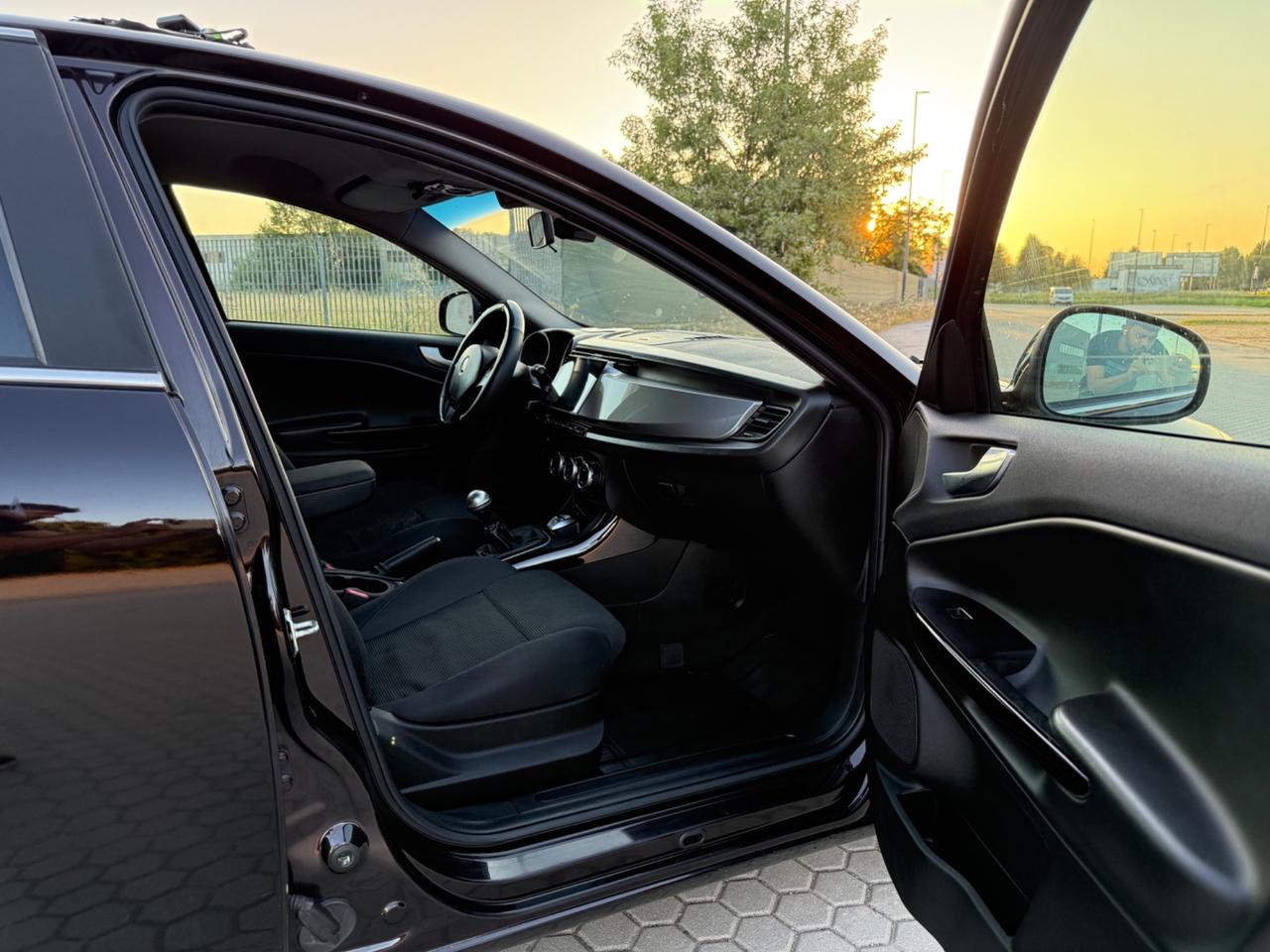 Alfa Romeo Giulietta 2.0 JTDm-2 140 CV Distinctive