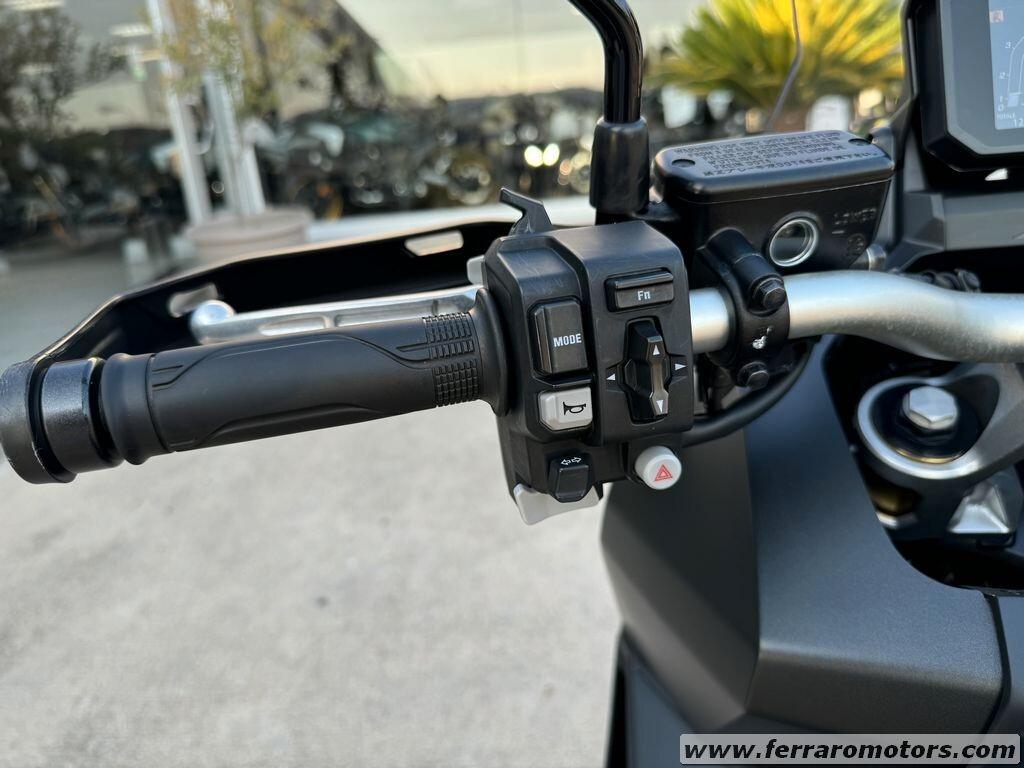 Honda X-ADV 750 special edition 2023 a soli 135 euro al mese