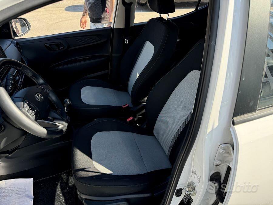 Hyundai i10 1.0 gpl connectline certificata italia