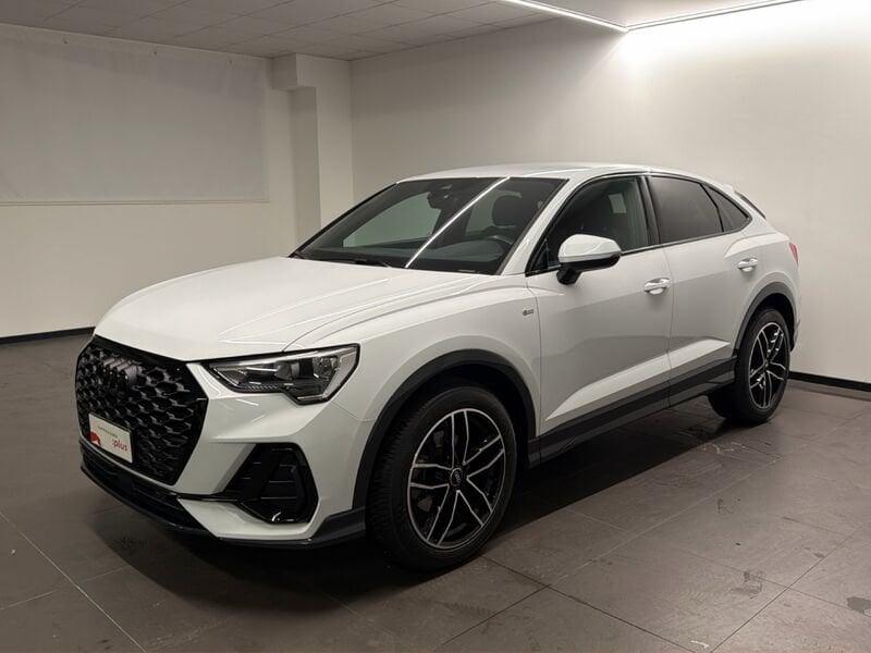 Audi Q3 SPORTBACK 35 TDI S LINE S TRONIC IDENTITY BLACK