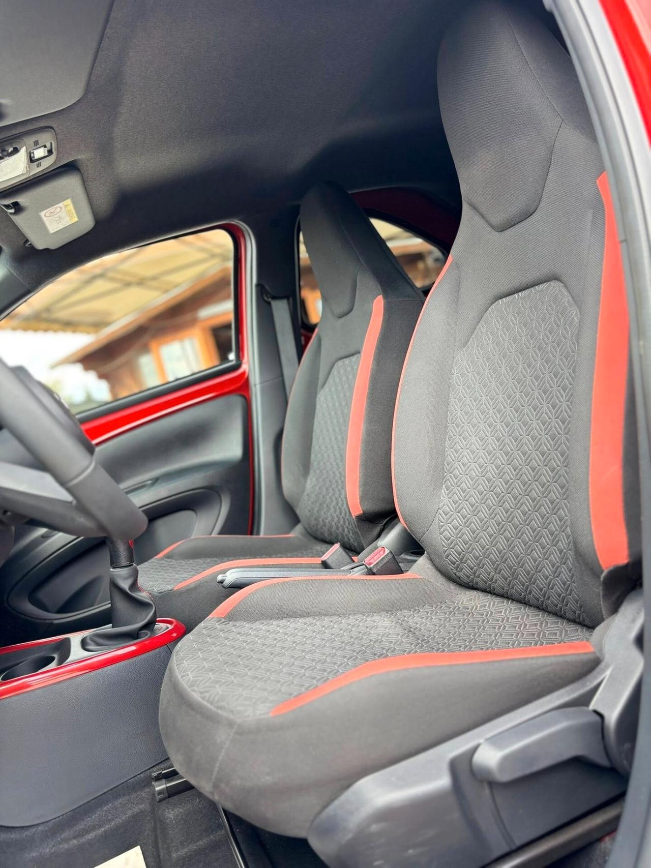 Toyota Aygo X 1.0 VVT-i 72 CV 5 porte Trend