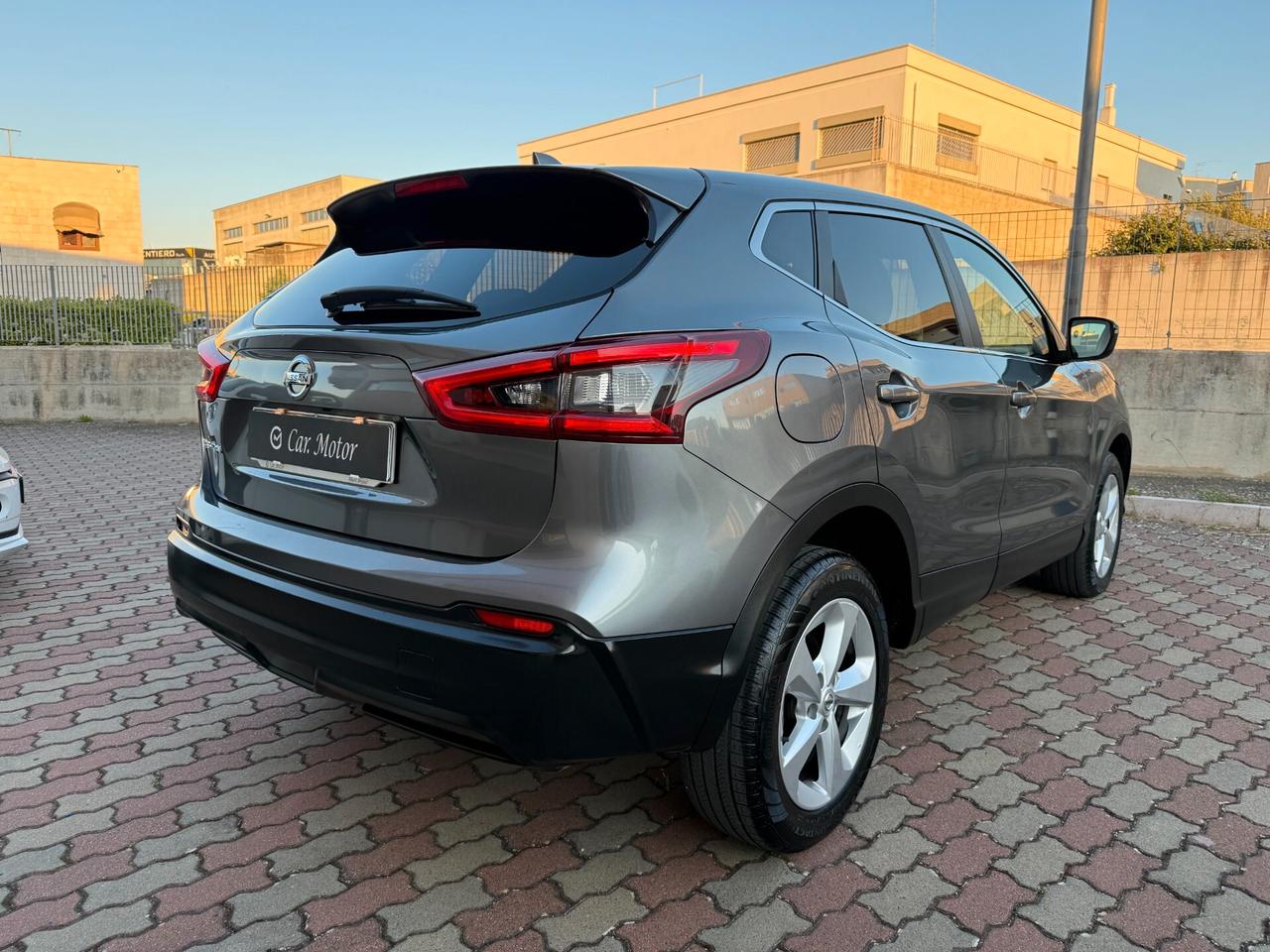 Nissan Qashqai 1.5 dCi Business RetroCam Navi Led