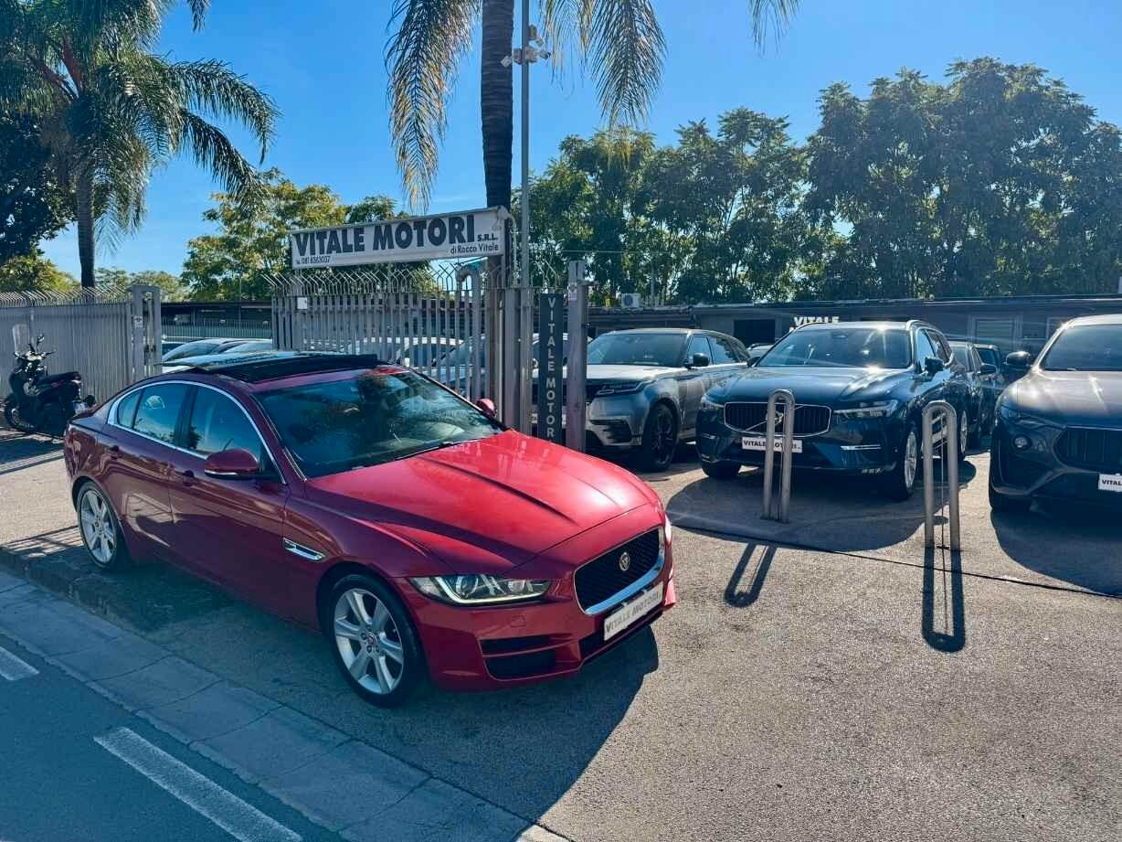 JAGUAR XE 2.0 D aut. Portfolio 180 CV