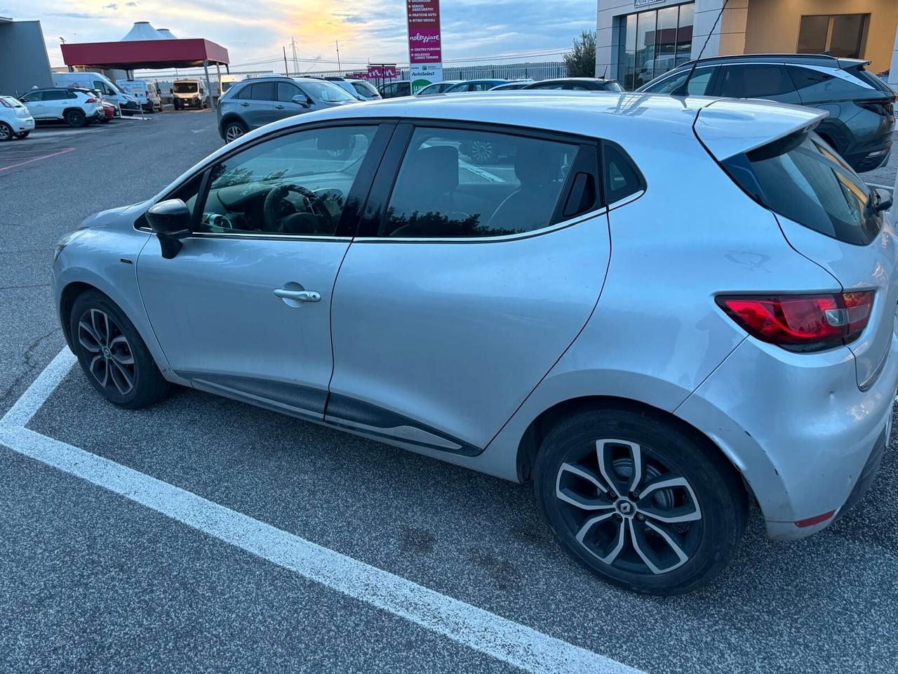 Renault Clio dCi 8V 90 CV Start&Stop 5 porte Energy Duel