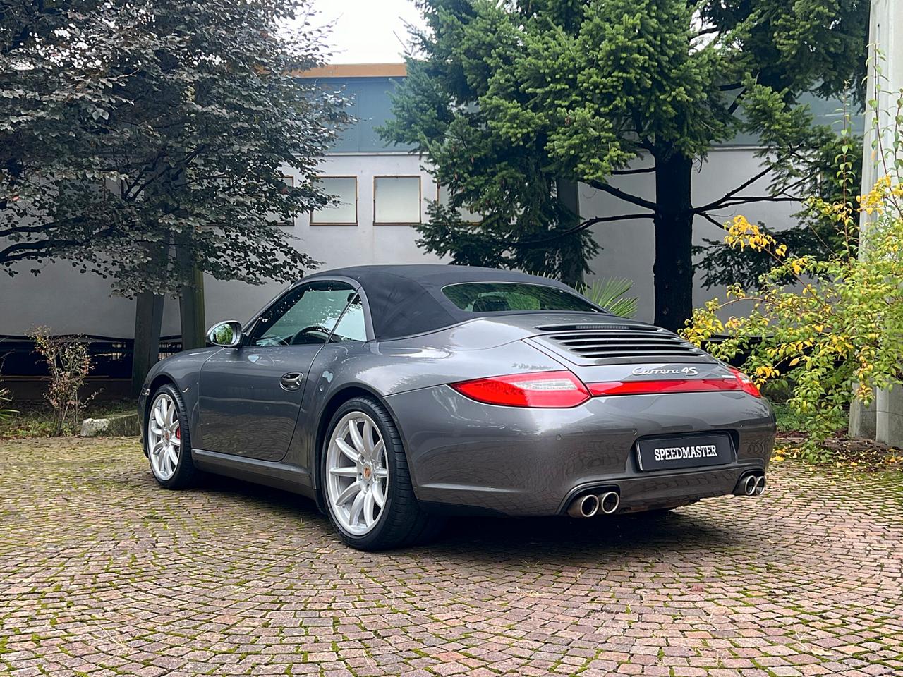 Porsche 911 Carrera 4S Cabriolet