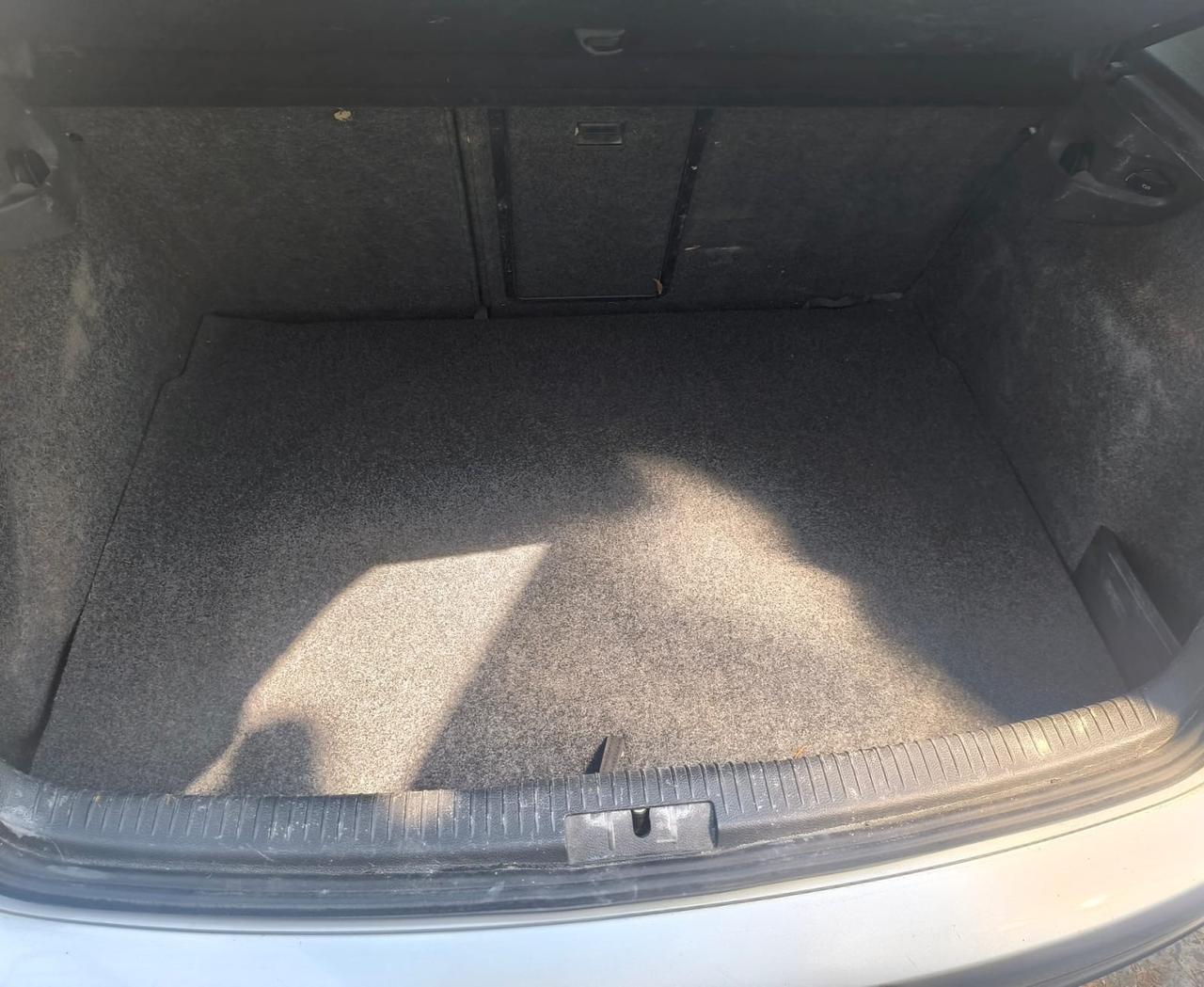 Volkswagen Golf 1.6 5p. United BiFuel G