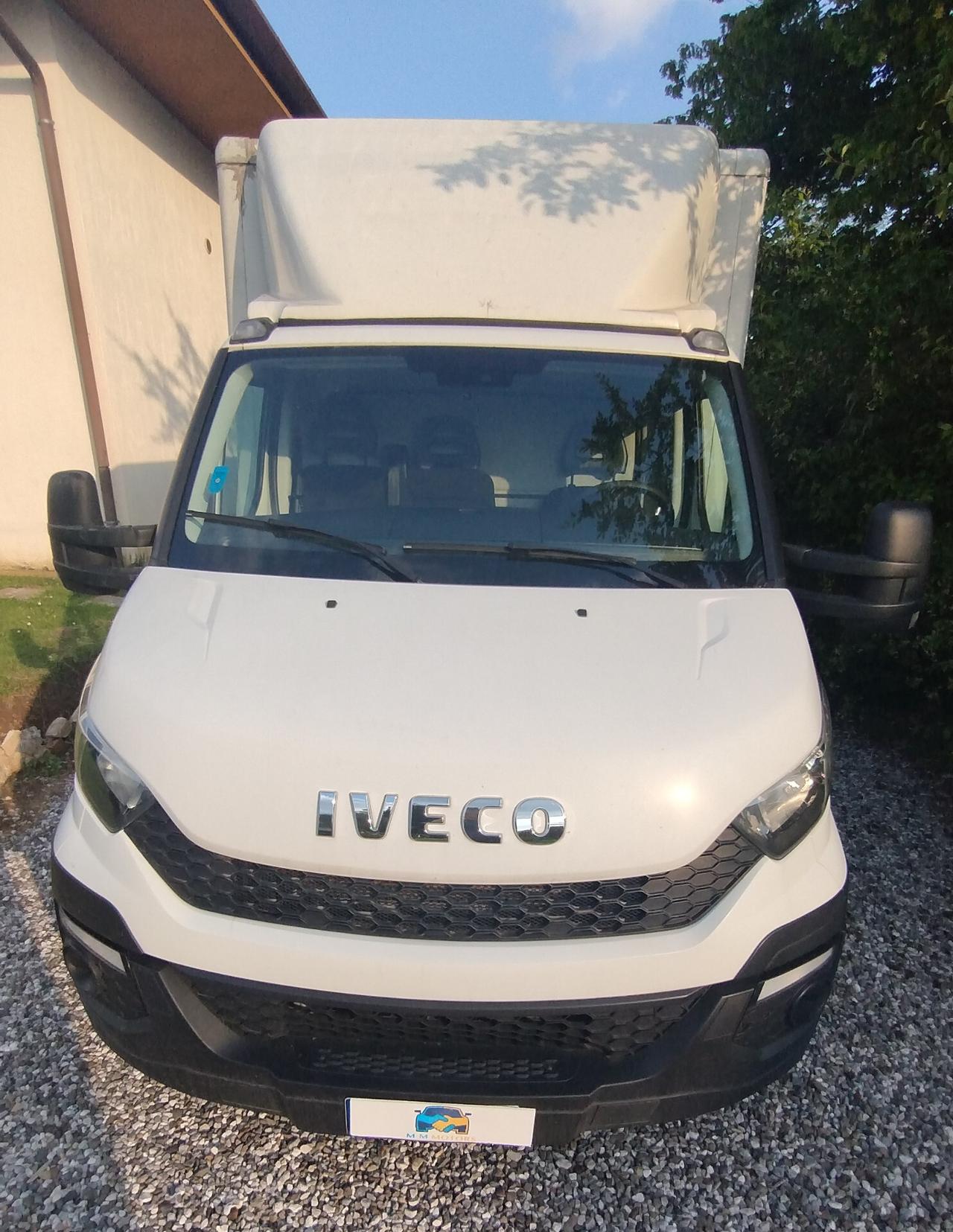 FURGONE IVECO DAILY CASSONATO