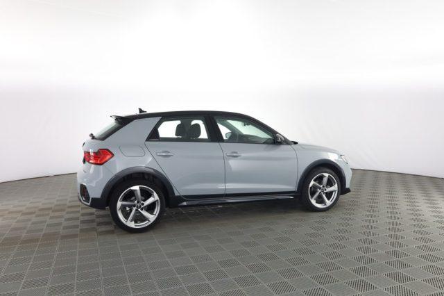 AUDI A1 A1 citycarver 35 TFSI Identity Contrast