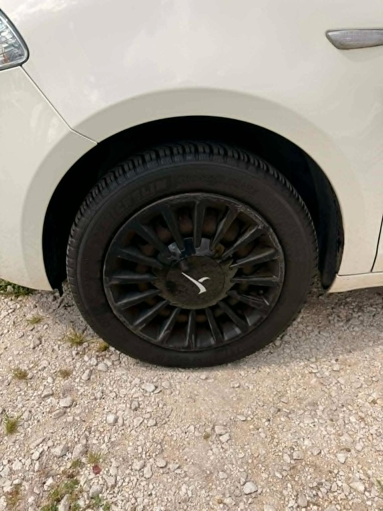 Lancia Ypsilon Elefantino 1.3Mjt 95cv Ok Neop.