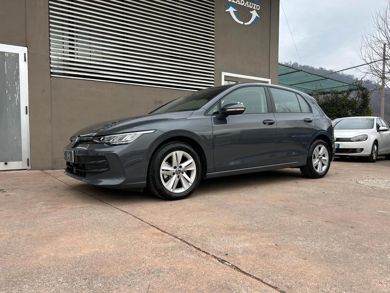 Volkswagen Golf VIII 2025 2.0 tdi Life 115cv PREZZO REALE
