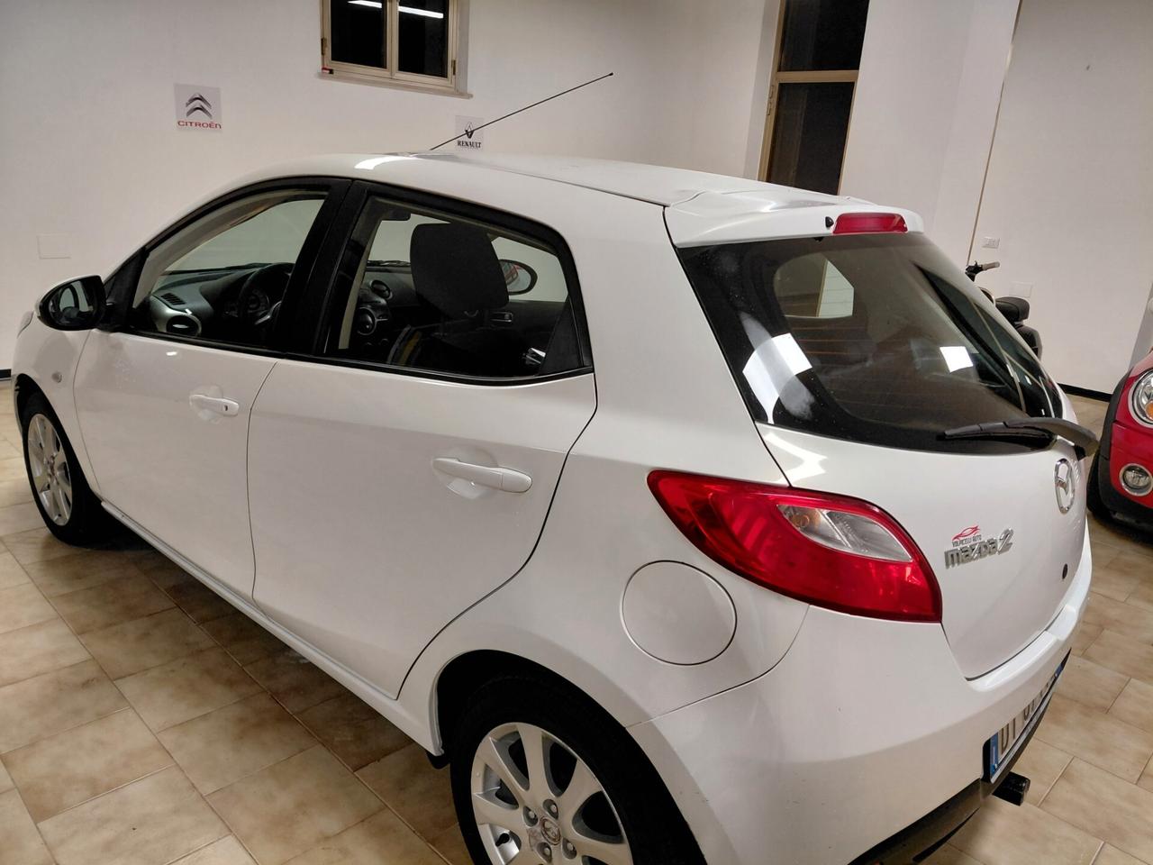MAZDA 2 ANNO 2009 BZ 1.3 ADATTA PER NEOPATENTATI KM 166 MILA