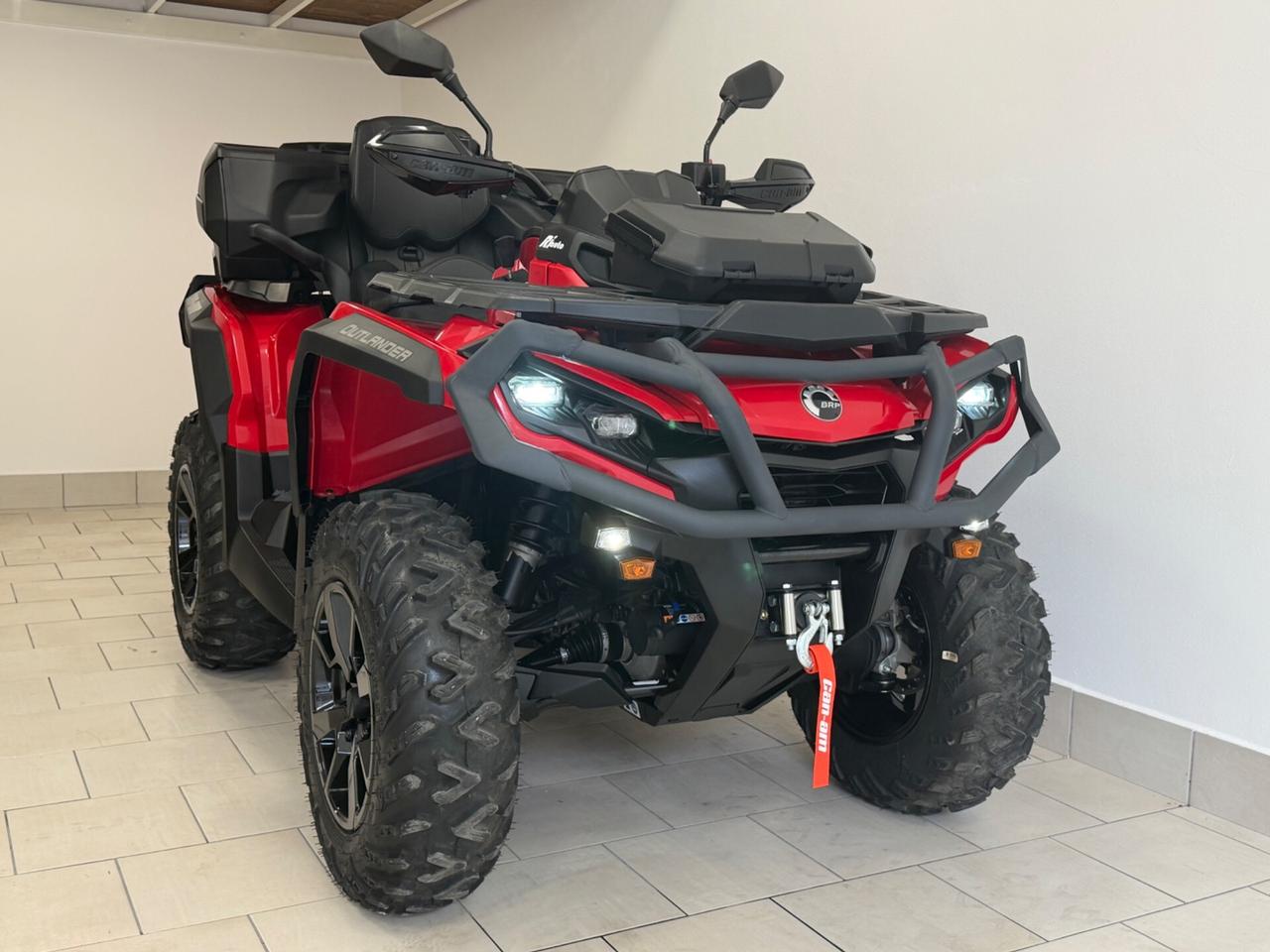 Can Am Outlander 1000 Max. 698 km