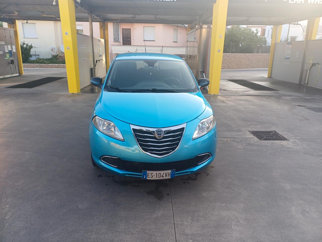 Lancia Ypsilon 1.2 69 CV 5 porte S&S Platinum 2014