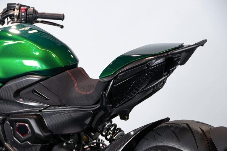 2024 DUCATI DIAVEL V4 BENTLEY - RDS01403