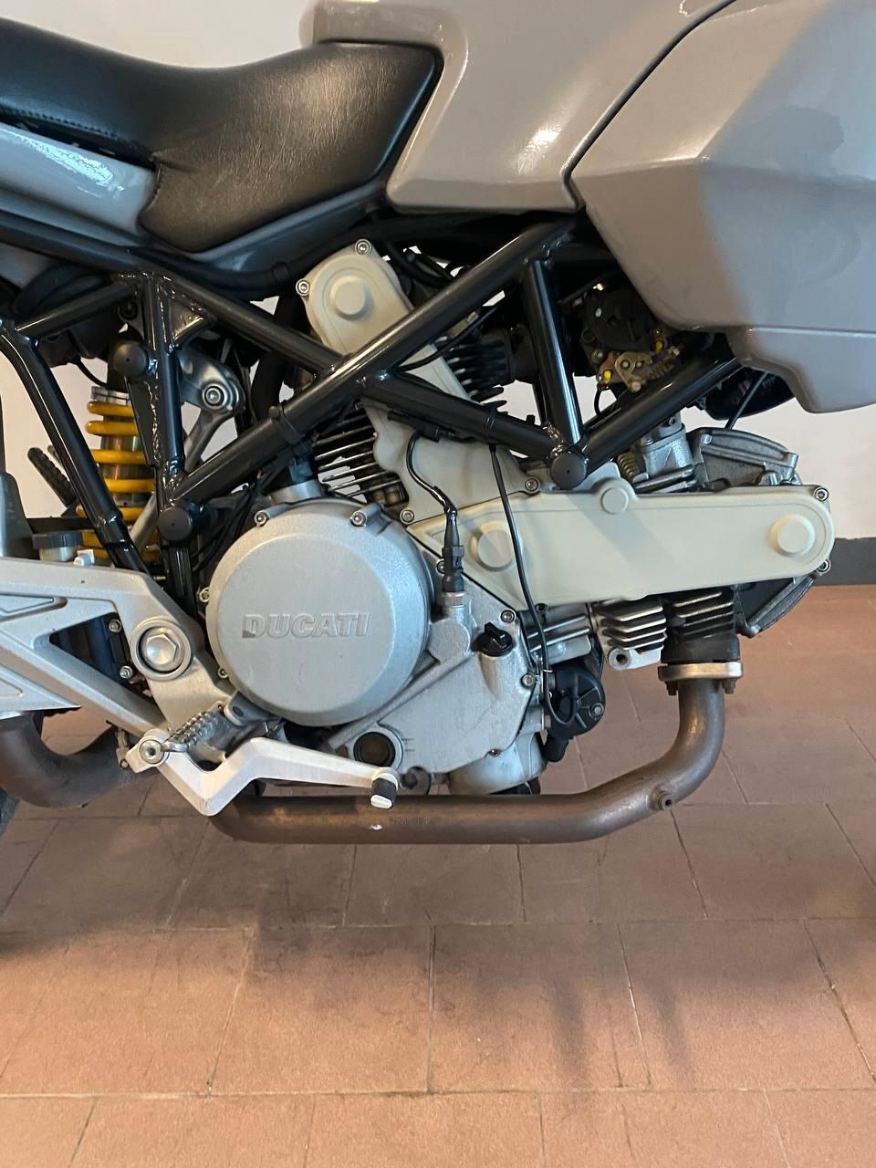 Ducati Multistrada 620