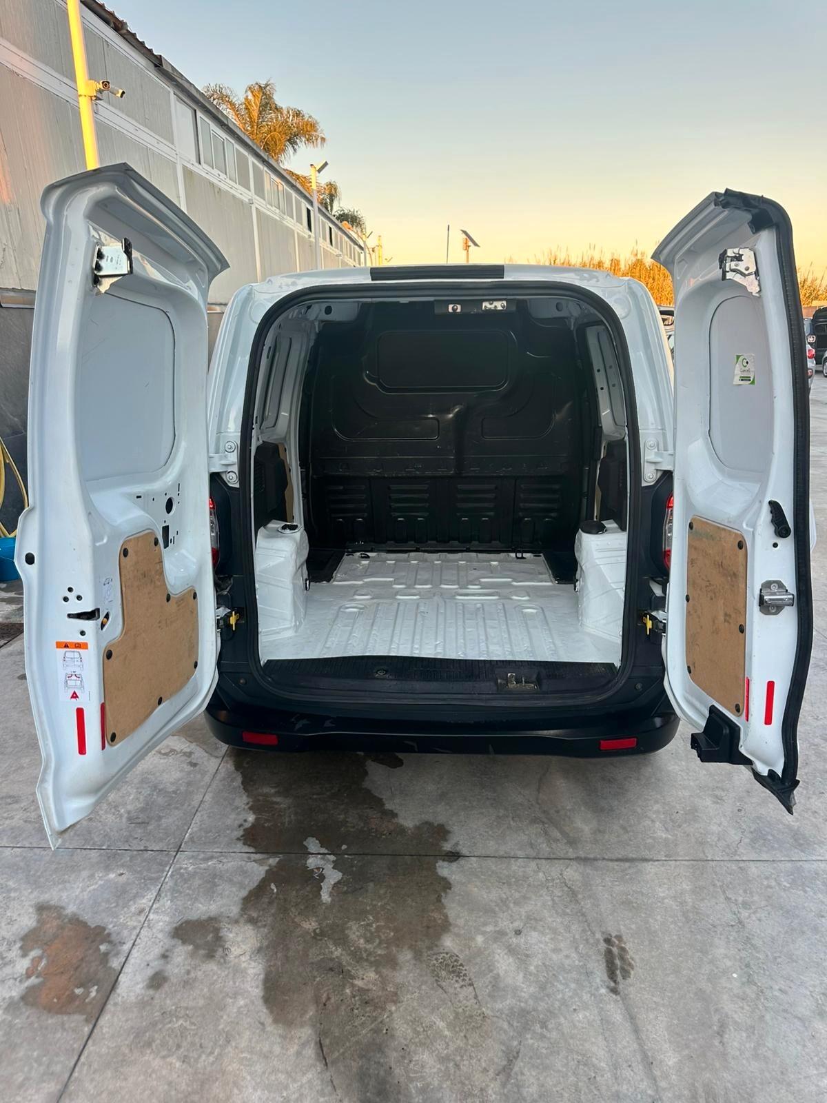 Ford Transit Courier 1.5 TDCi 75CV Van Entry