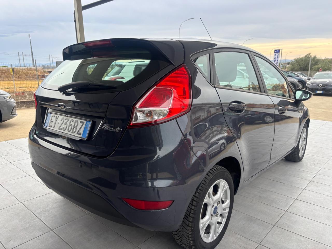 Ford Fiesta 1.4 5p. Bz.- GPL Titanium