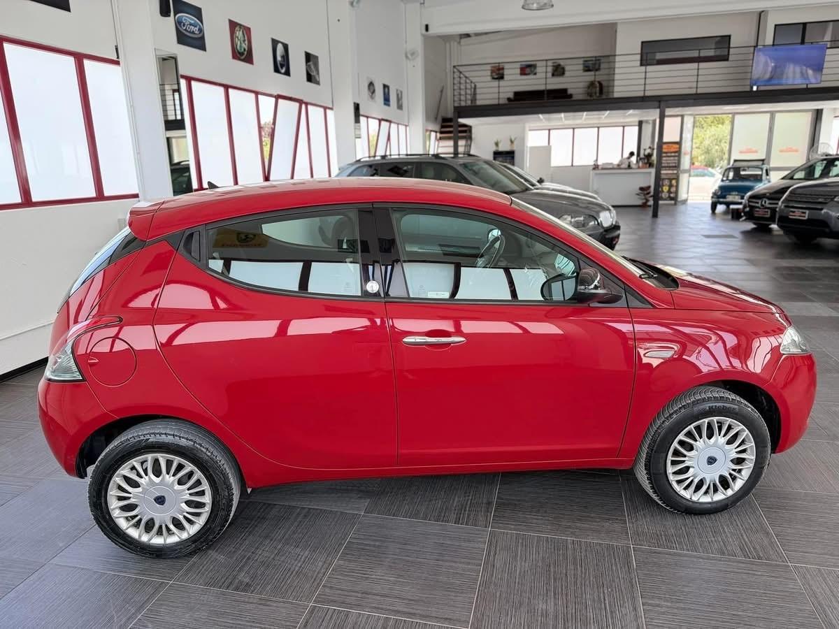 Lancia Ypsilon 0.9 TwinAir 85cv Metano/Benz 2017 Elefantino