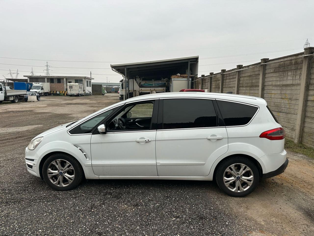 Ford S-Max 2.0 TDCi 163CV New Titanium