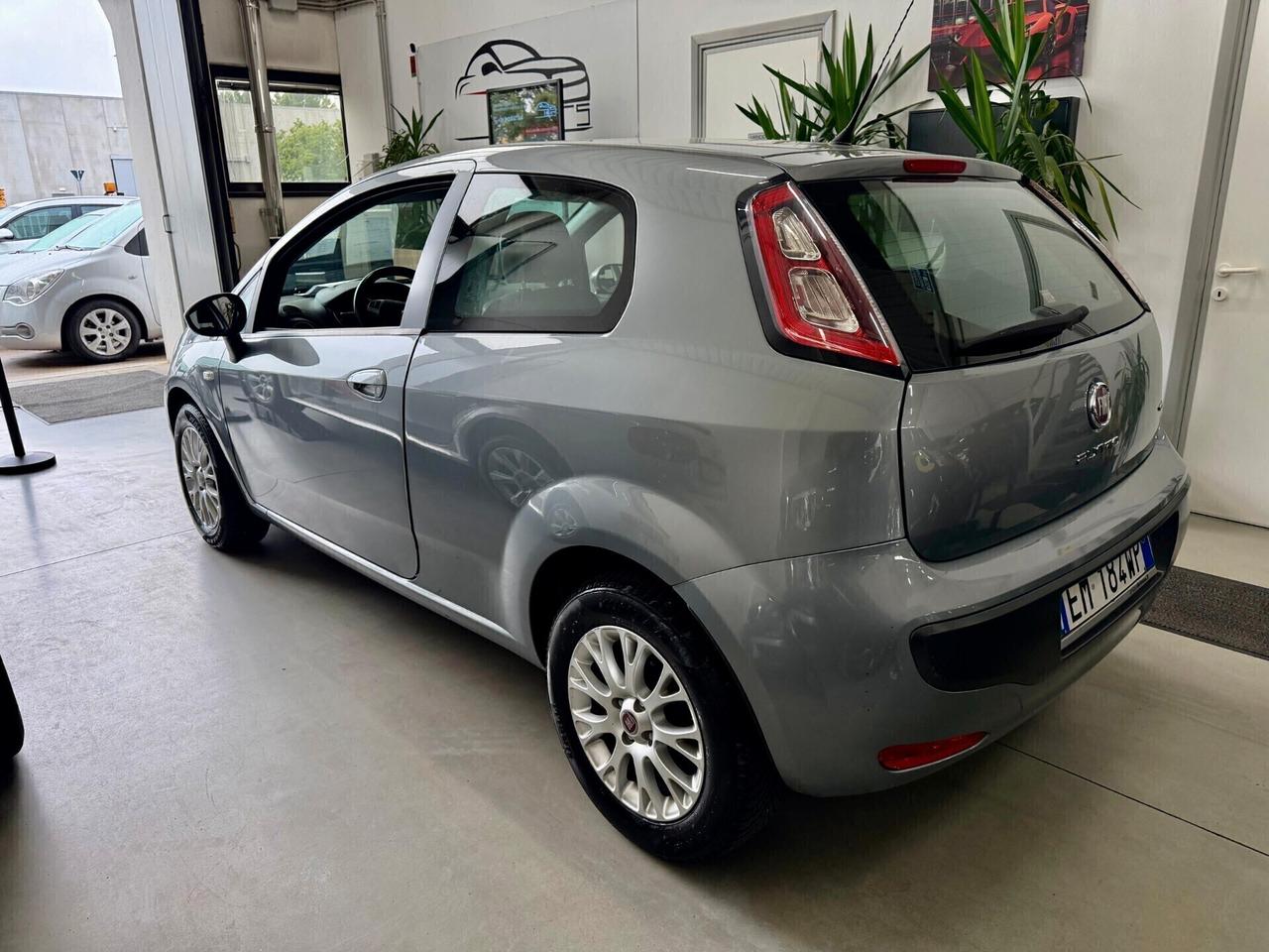FIAT PUNTO 1.4 BENZINA NEOPATENTE - UNIPRO