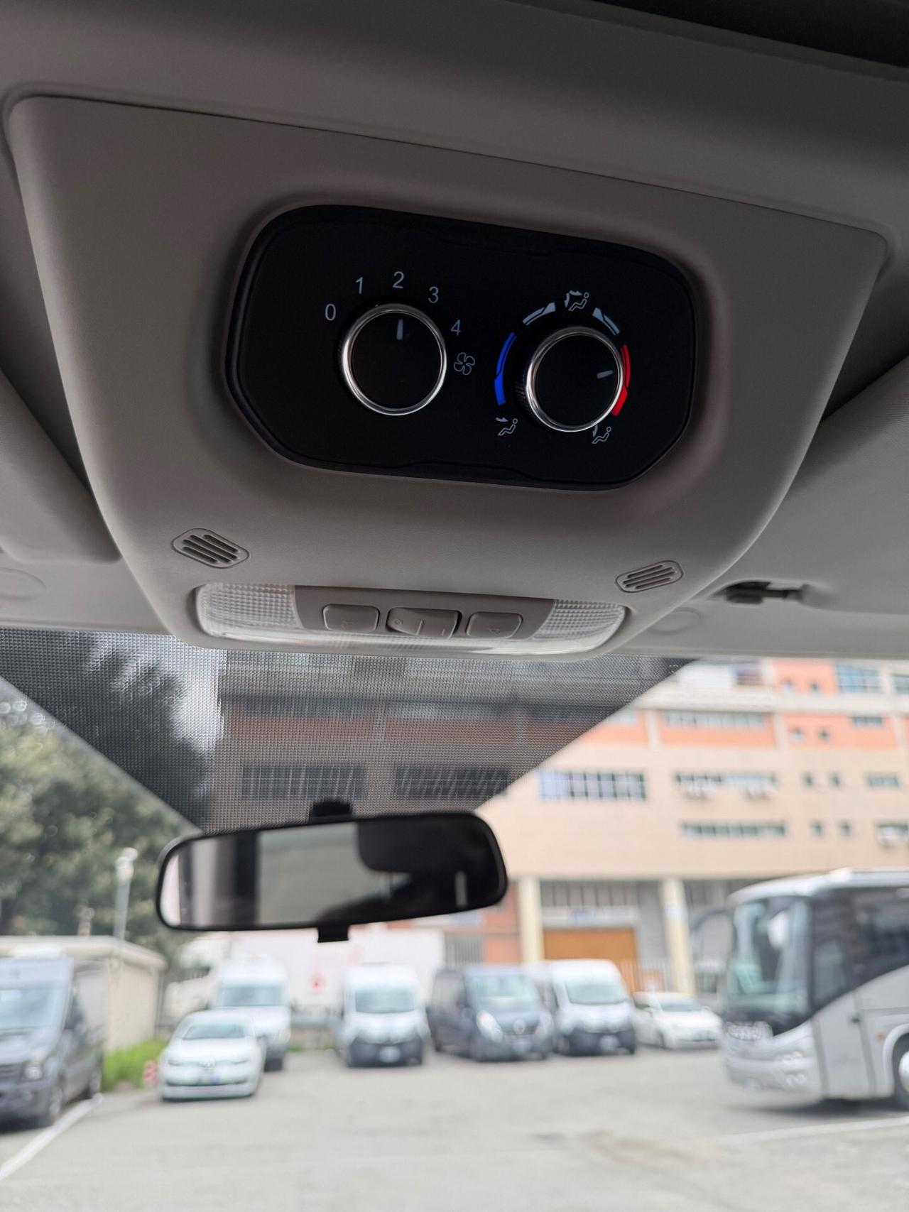 Ford Transit 330 2.0TDCi EcoBlue 130CV - EURO 6