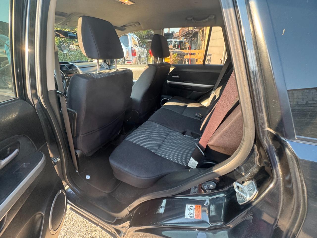 Suzuki Grand Vitara 1.9 DDiS 5 porte