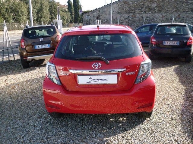 TOYOTA Yaris 1.0 5 porte Lounge