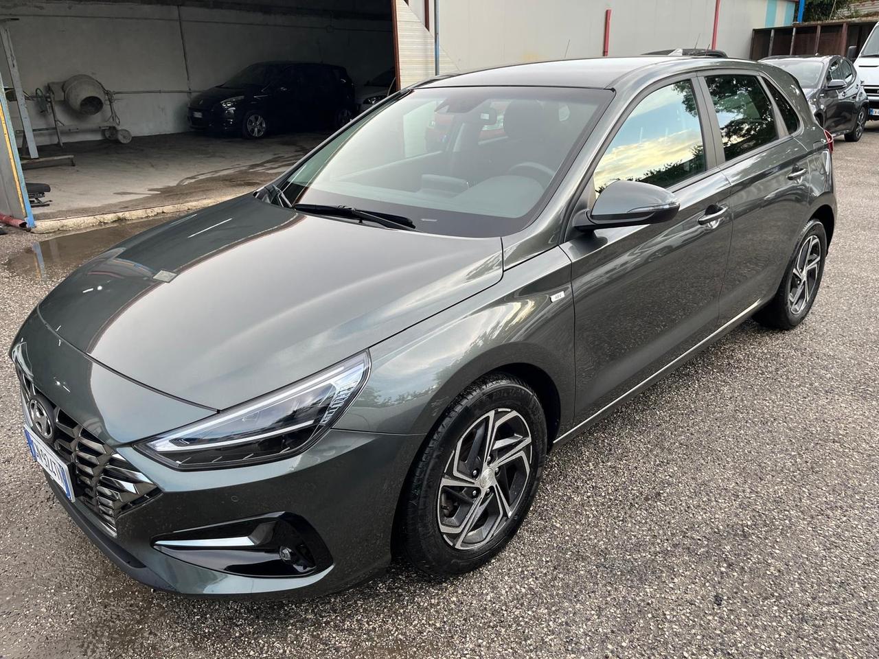 Hyundai i30-5p-1.0 hybrid- full-04/2023