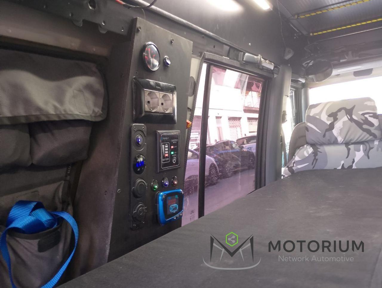 Land Rover Discovery 2.5 Td5 5 porte CAMPERIZZATO