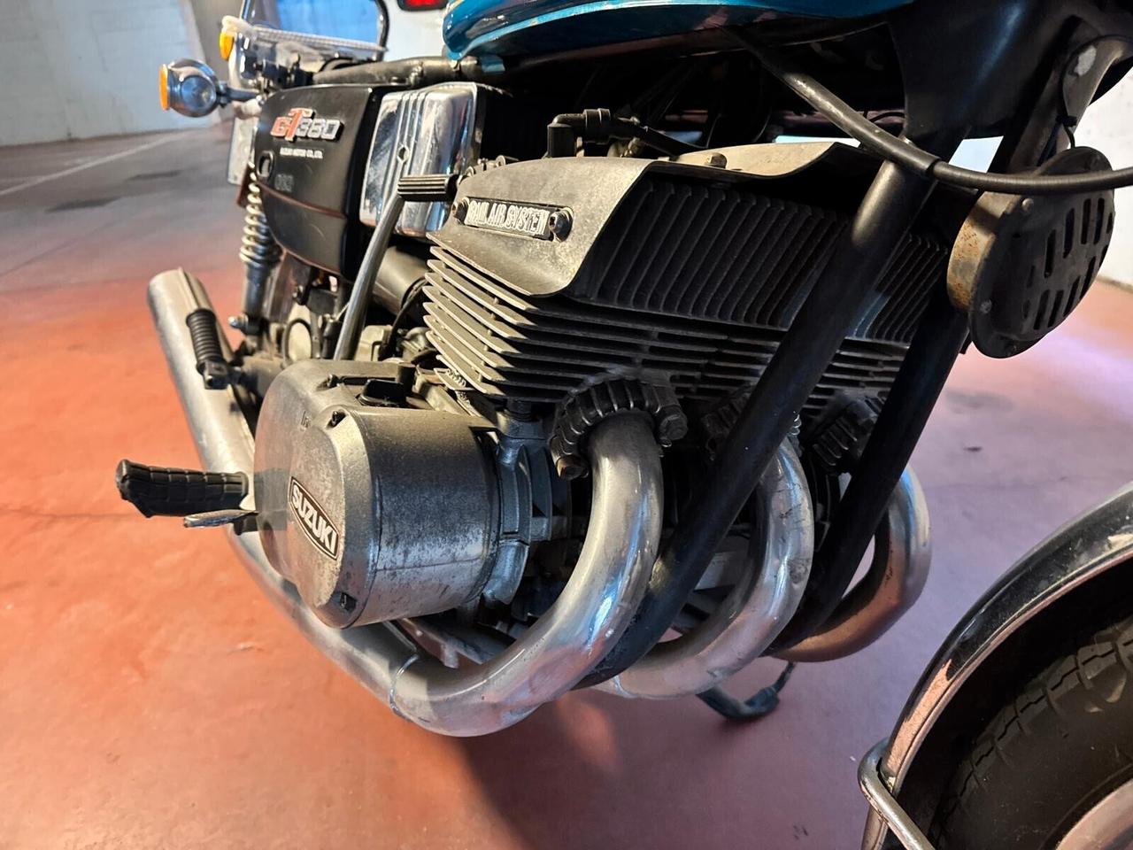 Suzuki GT 380