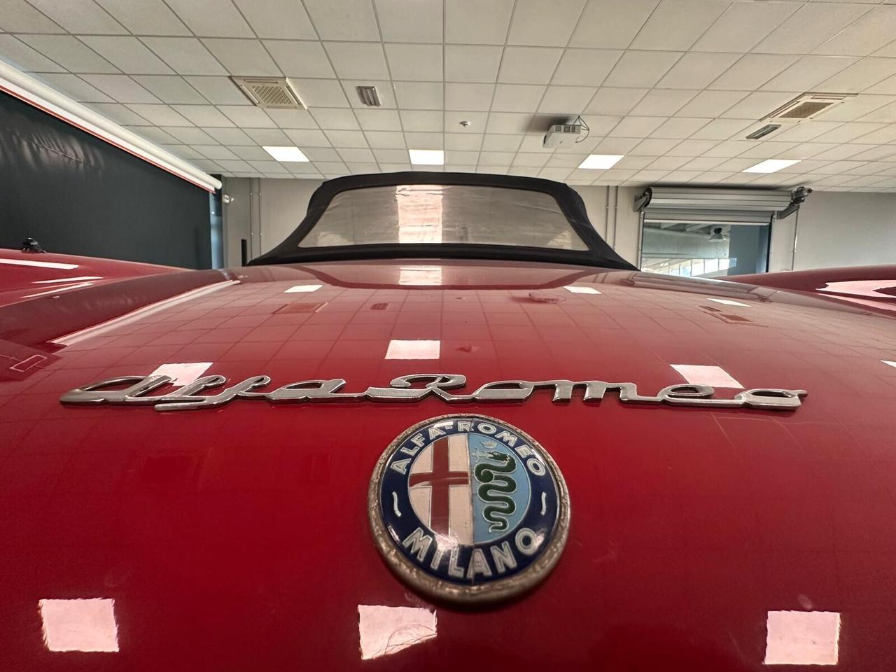 Alfa Romeo 2000 Touring Spider