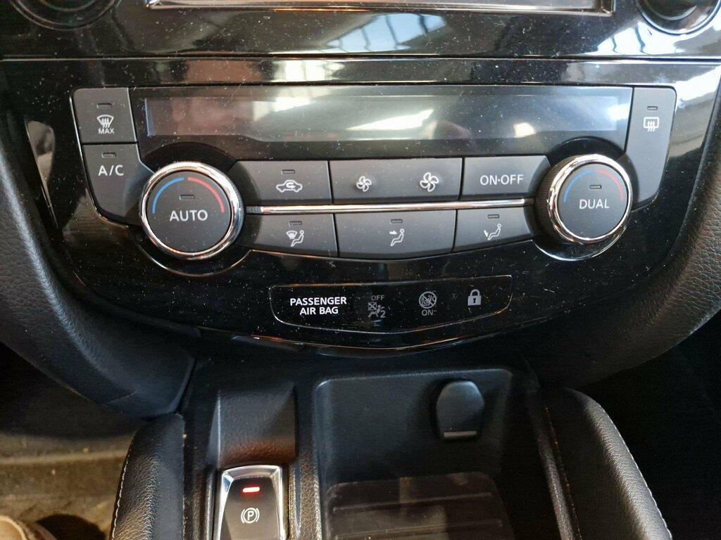 Nissan Qashqai 1.2 DIG-T Tekna 2WD