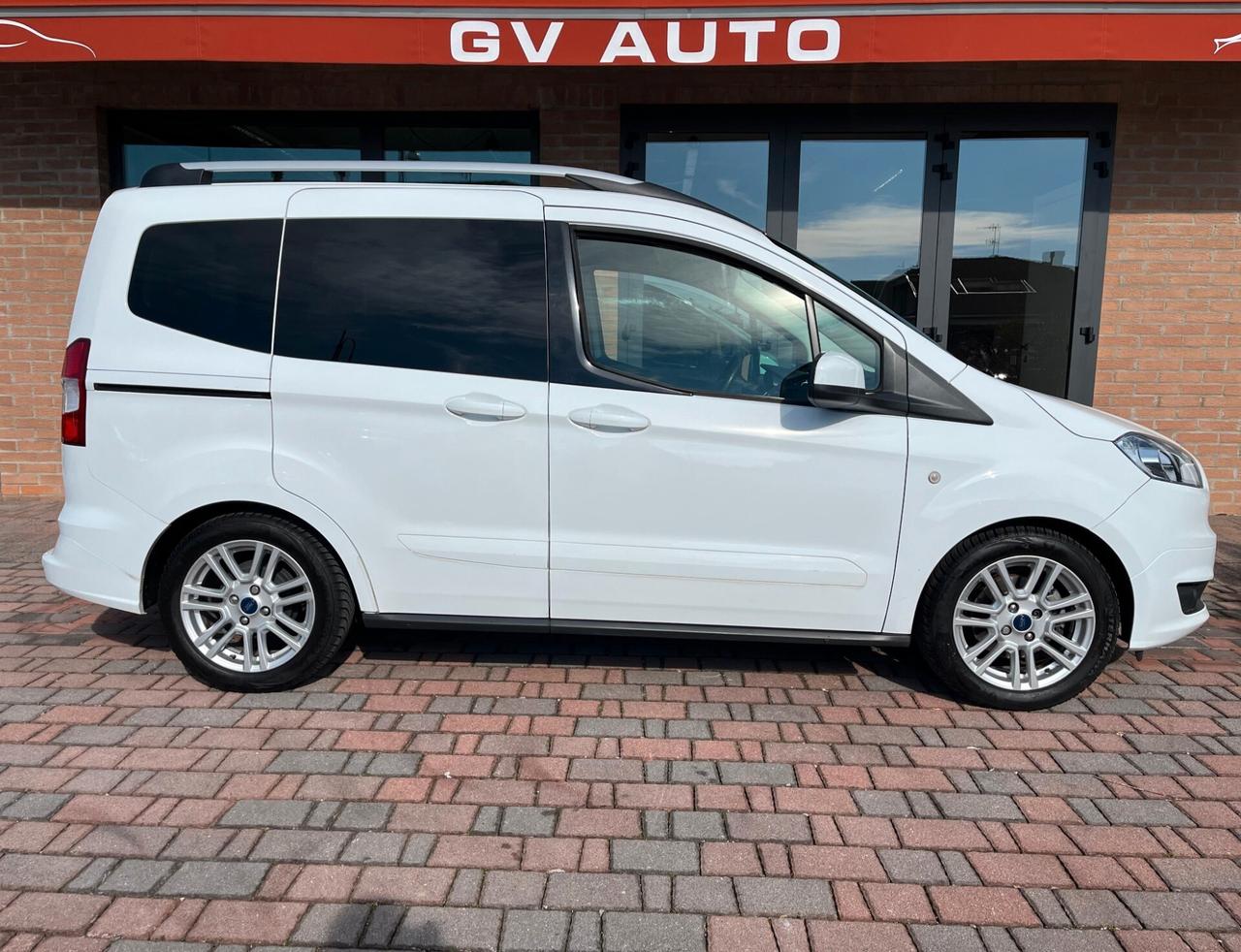 Ford Tourneo Courier