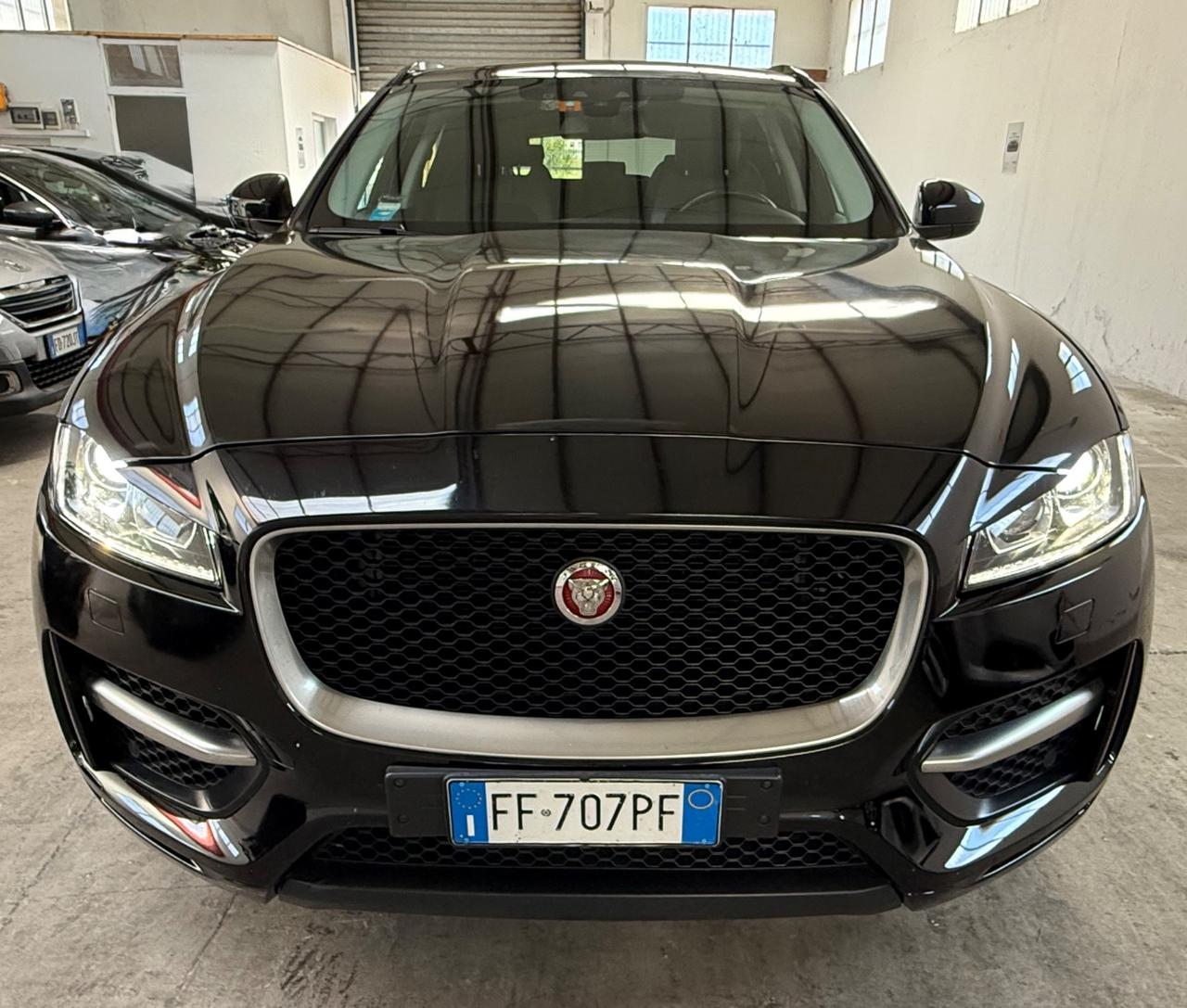 Jaguar F-Pace 2.0 D 180 CV AWD Automatica - 2016