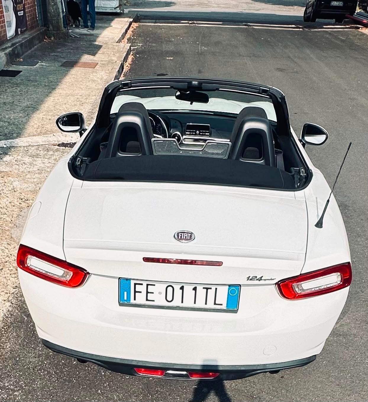 Fiat 124 Spider 1.4 cabrio