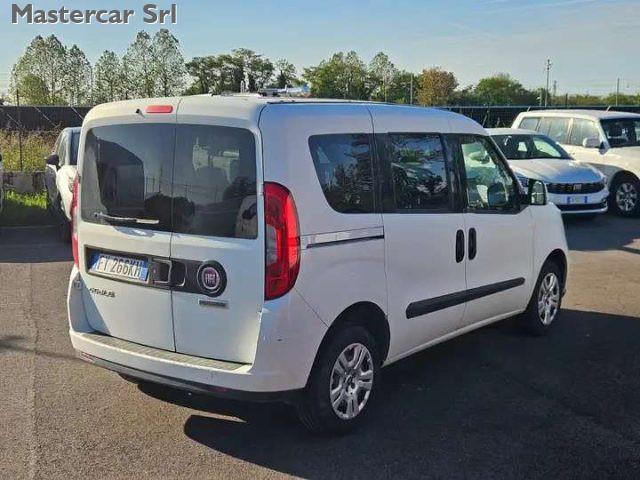 FIAT Doblo DOBLÒ COMBI 5 POSTI 1.6 MJT 105CV SX - FY266KH