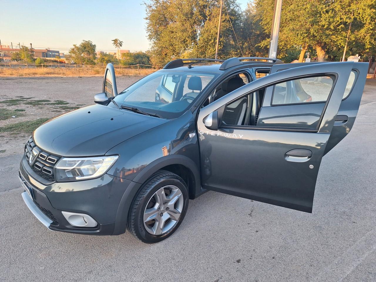 Dacia Sandero Stepway 1.5 dCi 90CV NAVI CAMERA