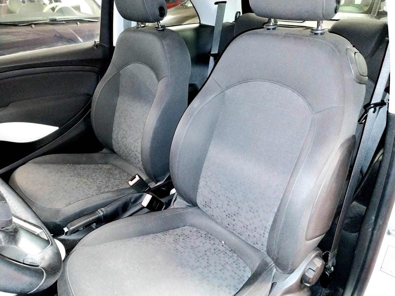 Opel Adam 1.2 70 CV Jam