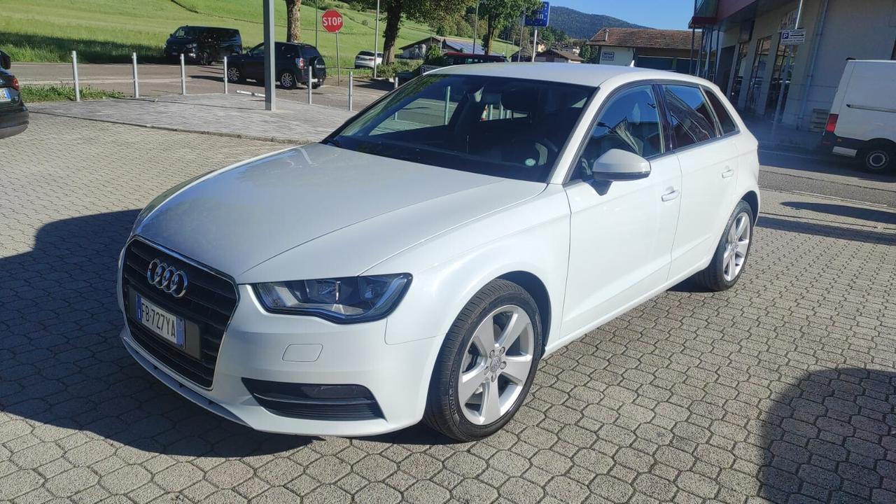 AUDI A3 SPORTBACK 5 POSTI 1.6 TDI 110CV