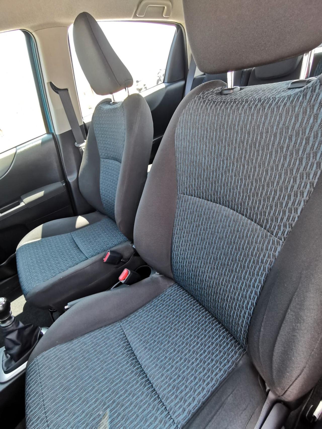 Toyota Yaris 1.4 D-4D 5 porte Lounge 2012