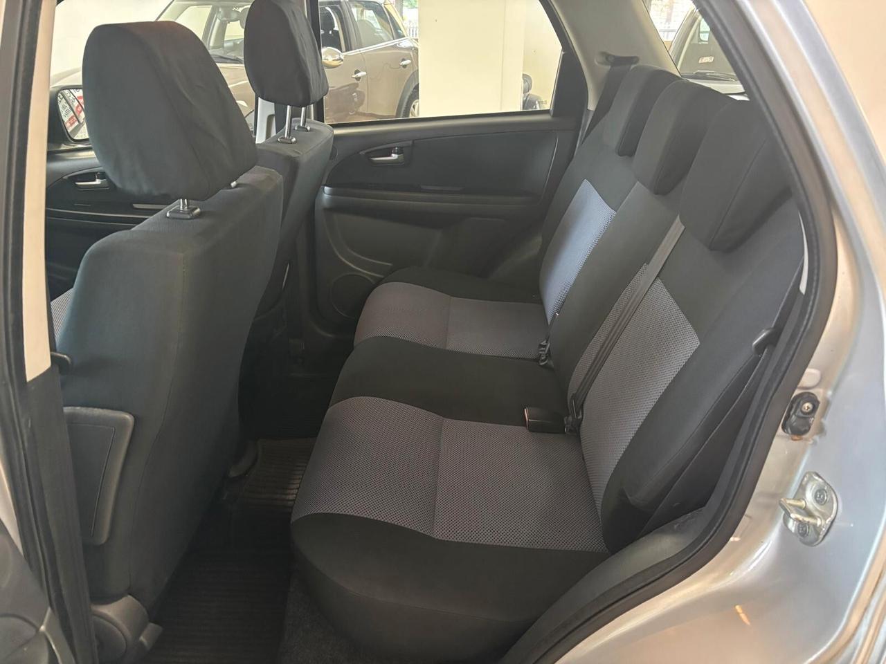 FIAT SEDICI ANNO 2008 BZ 1.6 4X4 ADATTA NEOPATENTATI KM 211 MILA