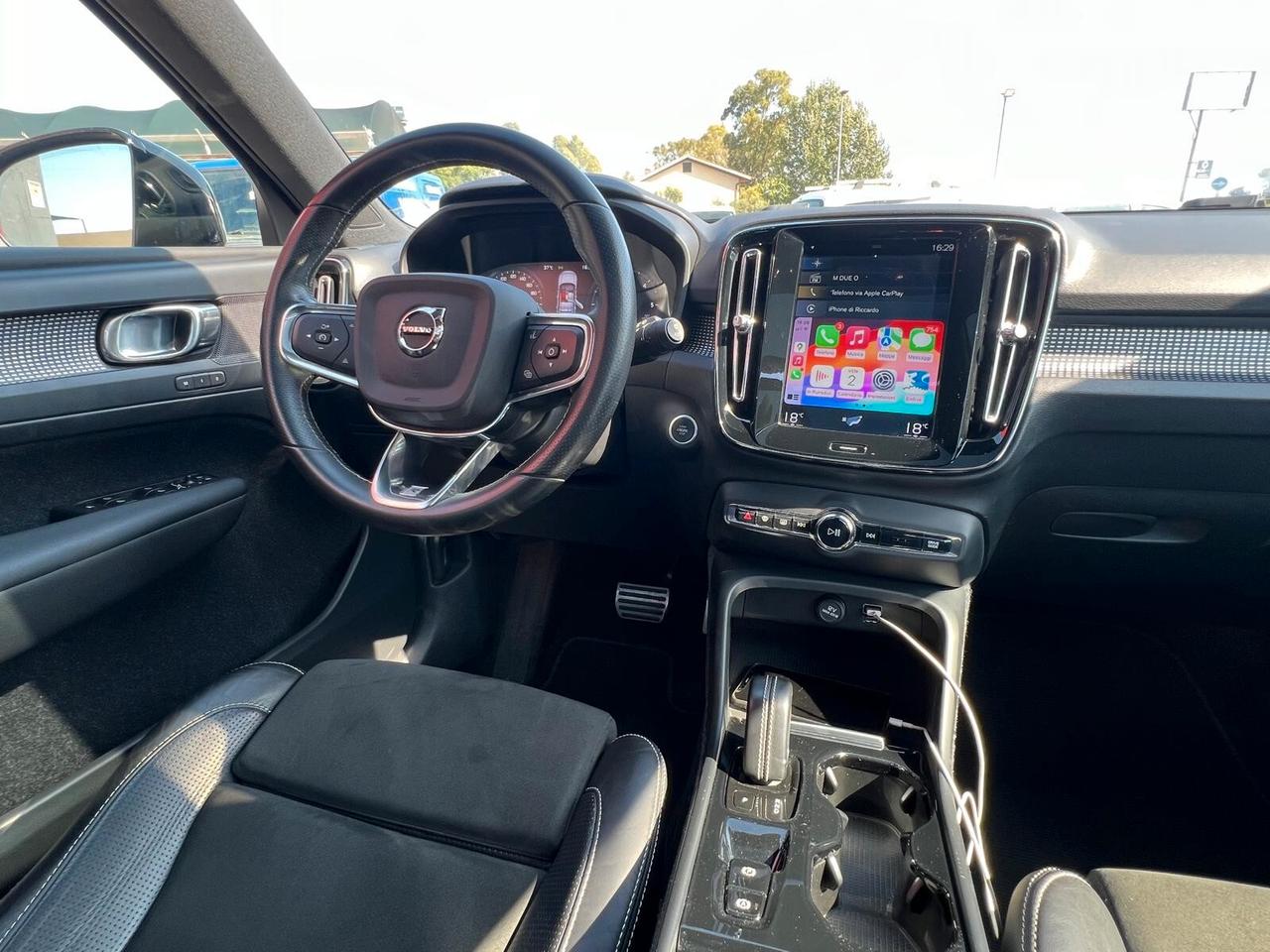 Volvo XC40 D4 AWD Geartronic R-design