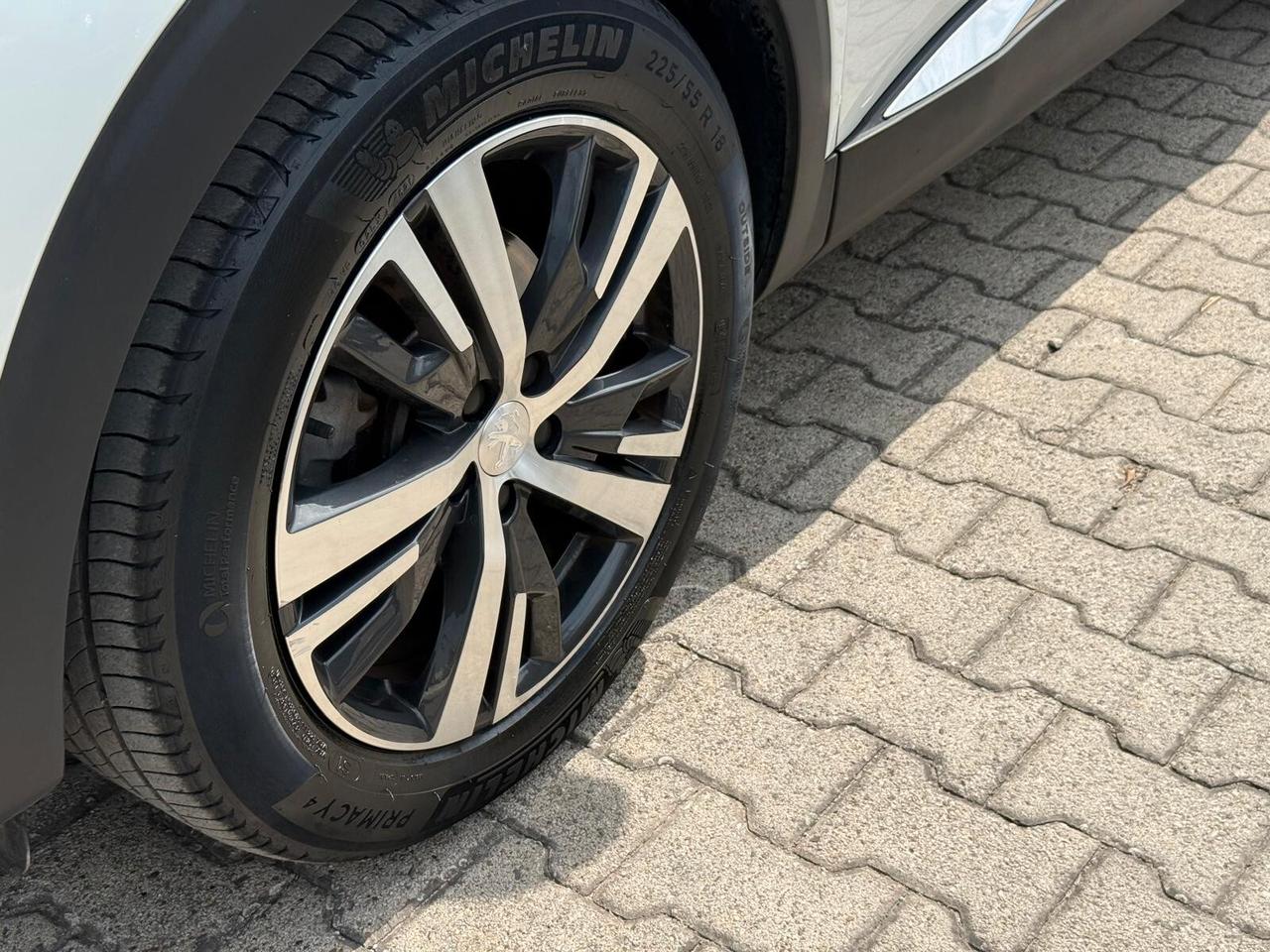 Peugeot 3008 1.5 BlueHDi 130 CV EAT8 Allure Pack