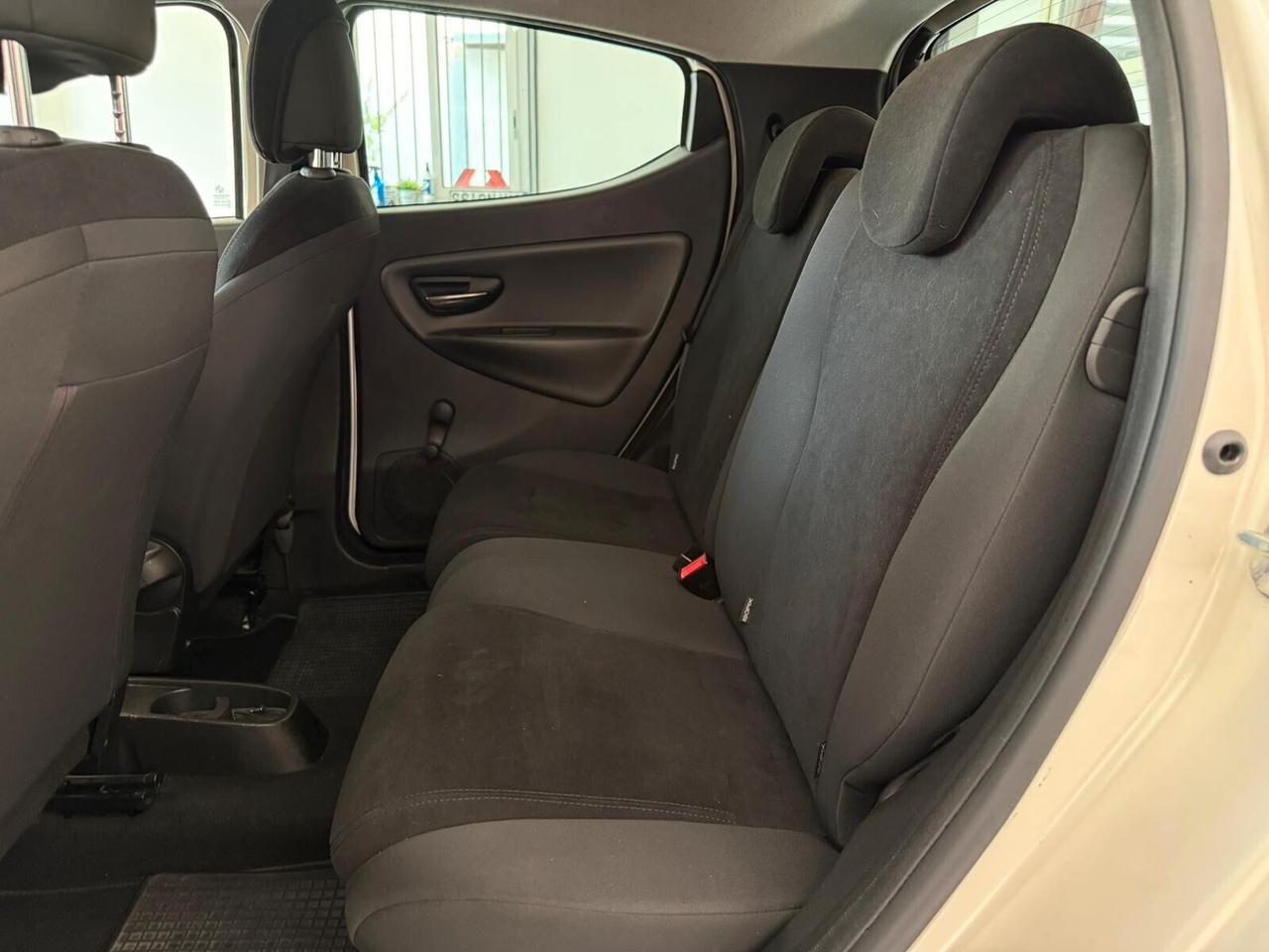 Lancia Ypsilon 1.2 69 CV Gold
