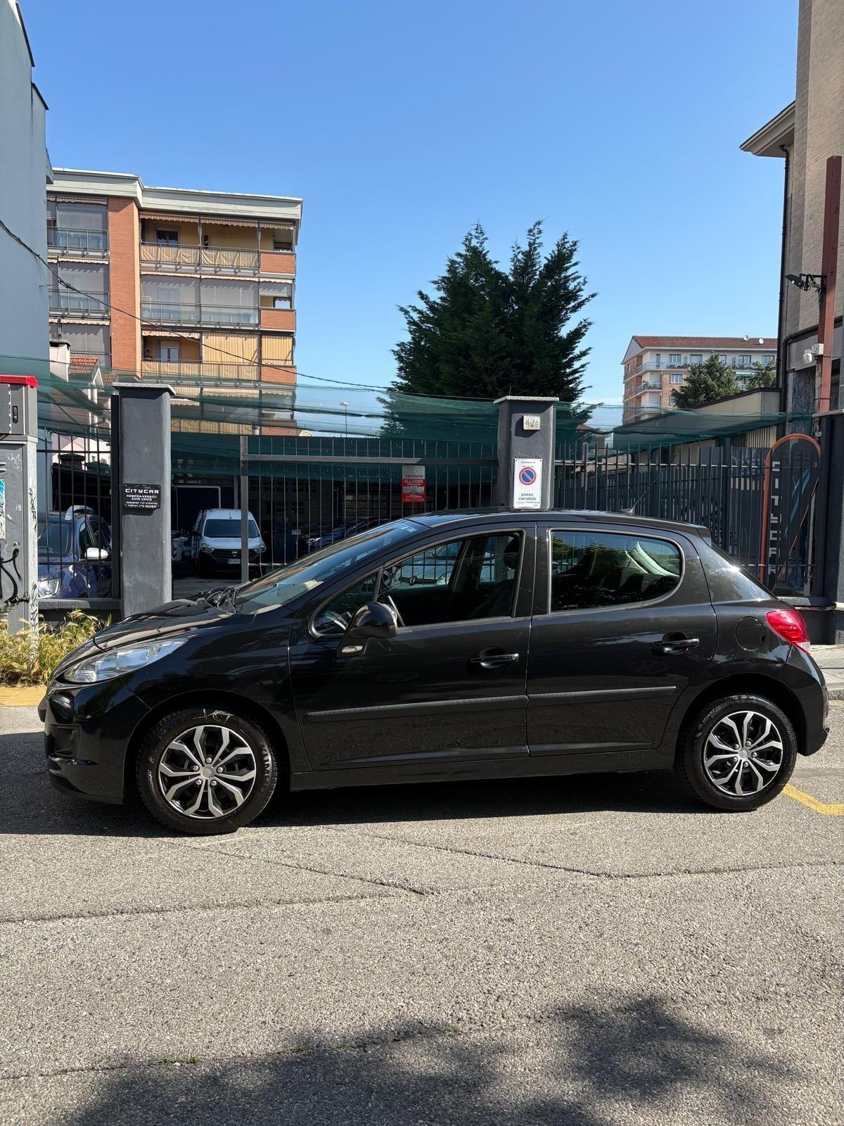 Peugeot 207 1.4 75 cv 5porte X Line